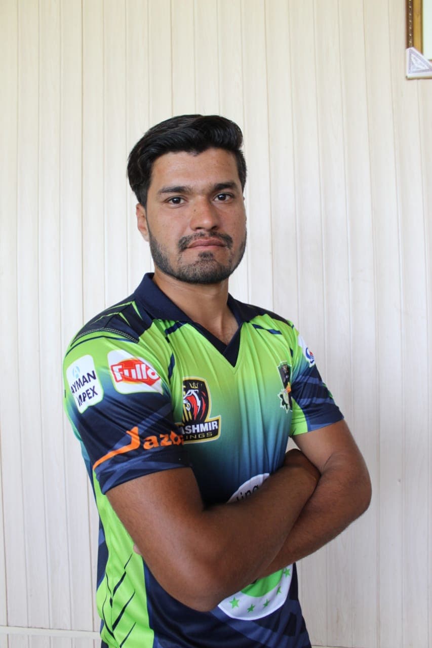 Zeshan Malik cricket player photo