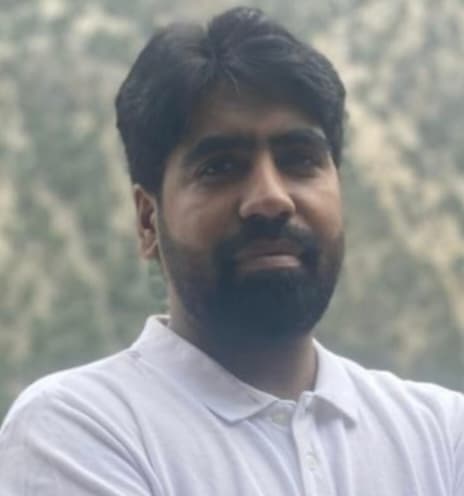 Dr Azhar Farooq