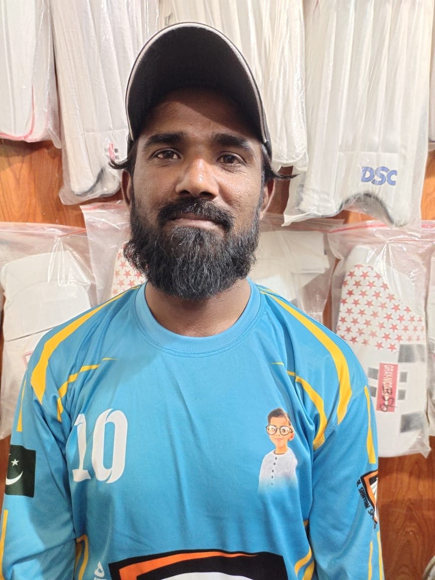 Rashid-Pathan cricket player photo