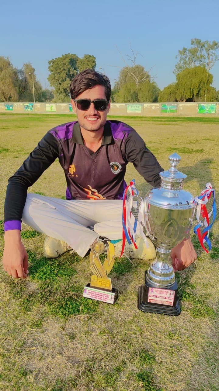 FAROOQ AHMED MB