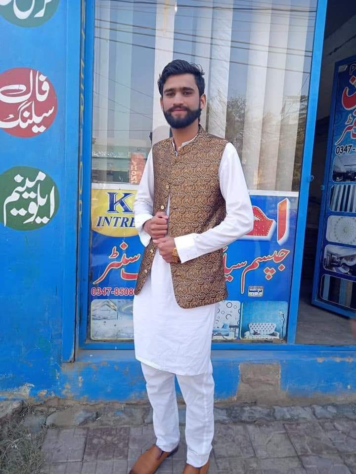 Adnan cricket player photo