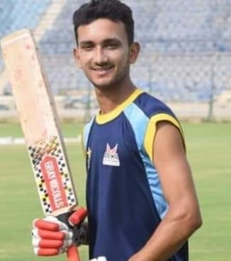 Shahbaz Khan cricket player profile photo
