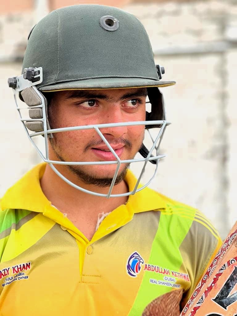Ihsan Ullah cricket player photo