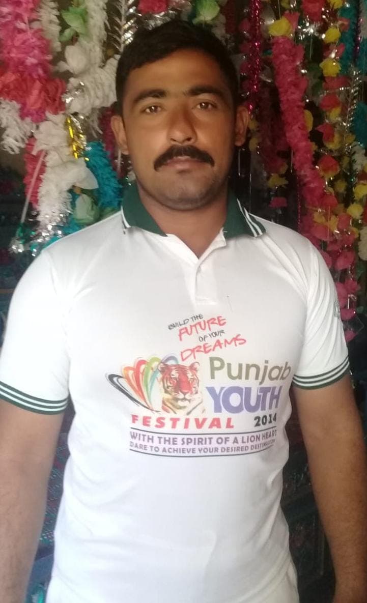 Mulazim Hussain cricket player profile photo