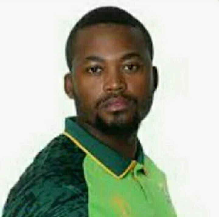 Andile Phehlukwayo