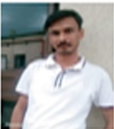 Qamar Iqbal