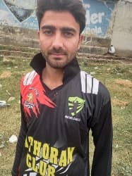 Immad Khan cricket player photo