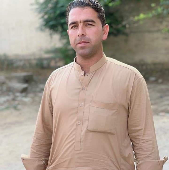 Qaisar cricket player photo