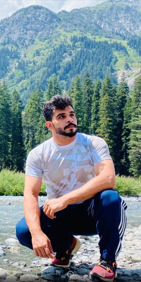 Raees Khan cricket player profile photo