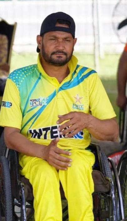 Zawar Hussain cricket player photo