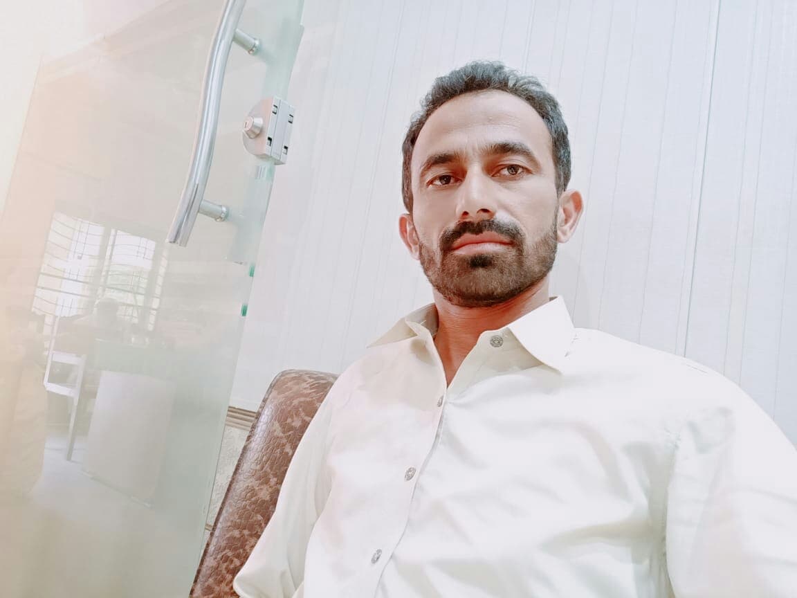 Malik Naveed cricket player photo