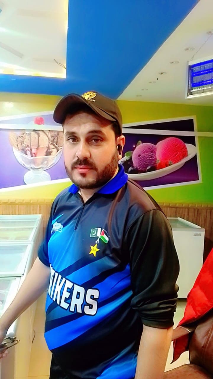 Hussein Khan cricket player profile photo