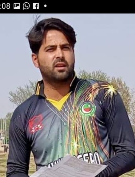 Asim cricket player photo