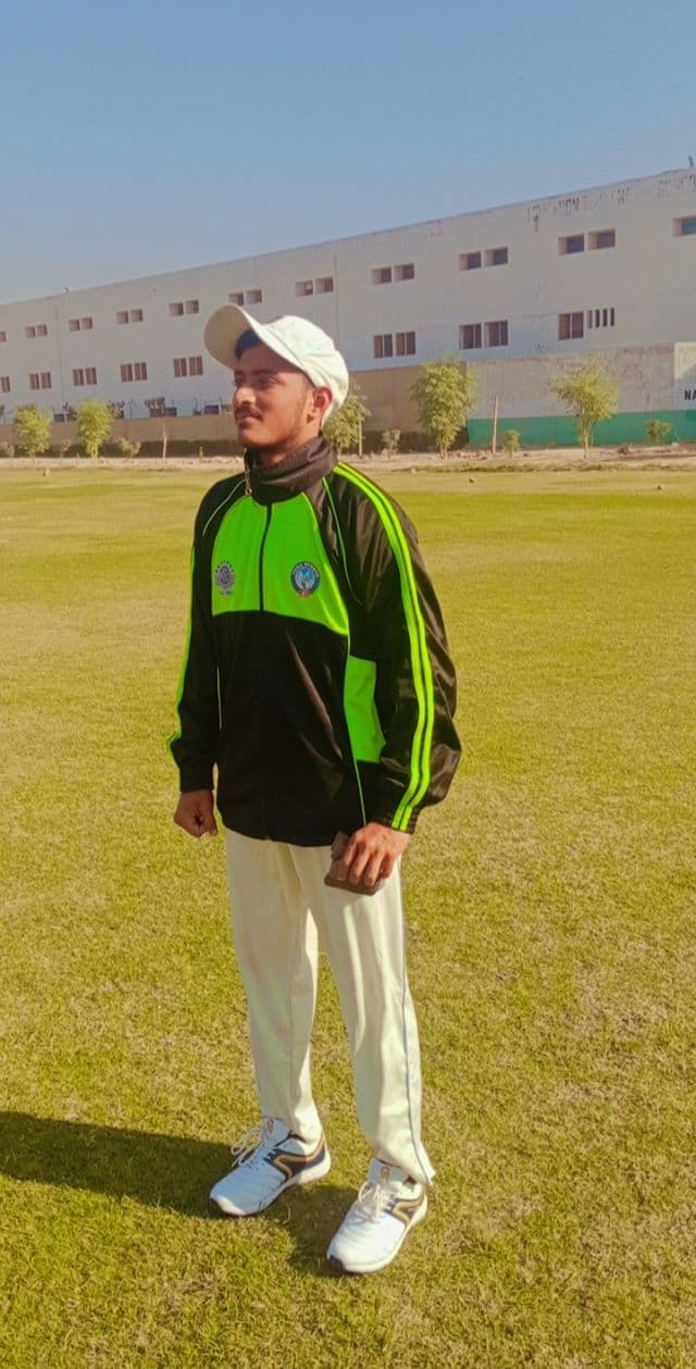 salman Asif cricket player profile photo