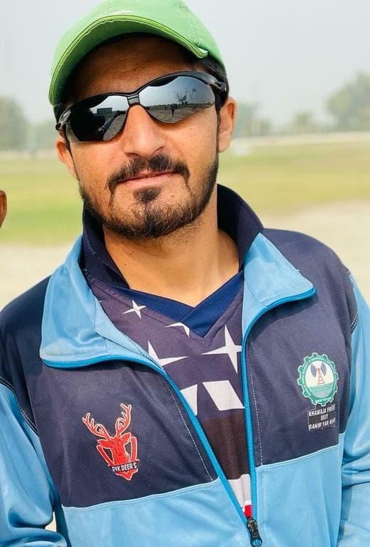 Sarfraz Khan