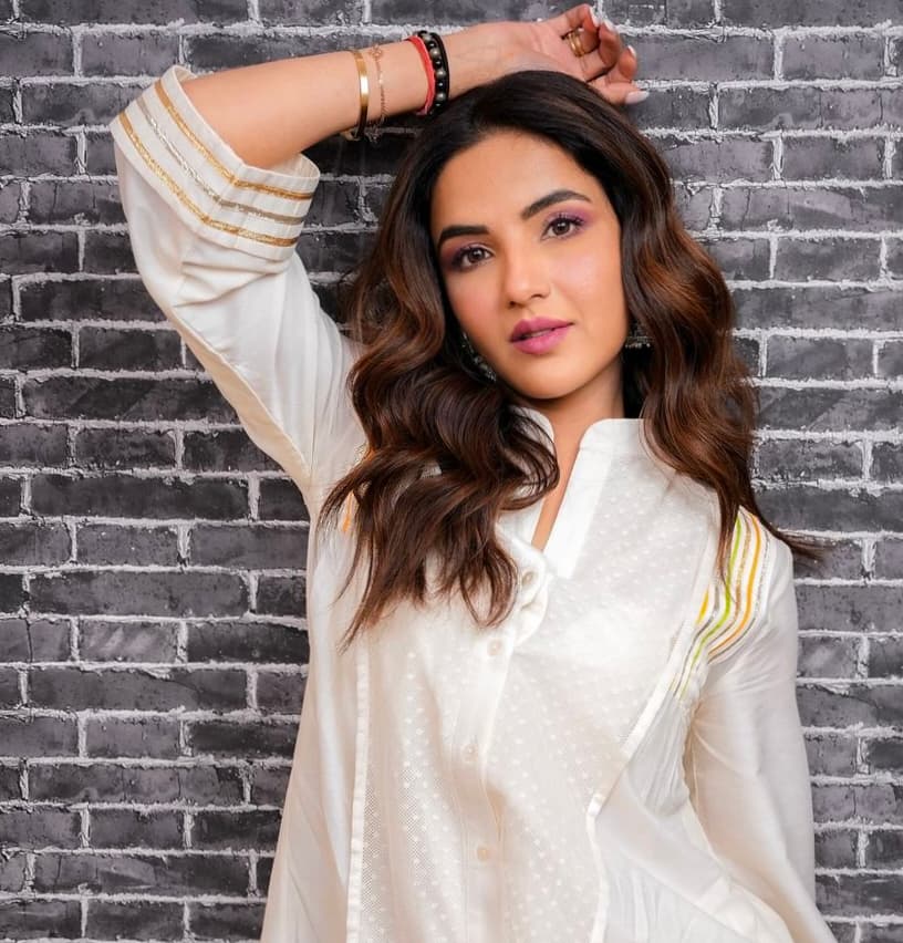 Jasmin Bhasin