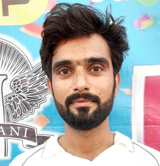 Najeeb cricket player photo