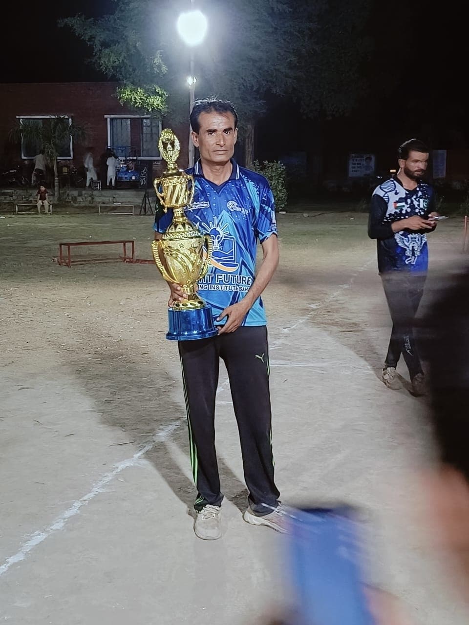Azam Kanjoo