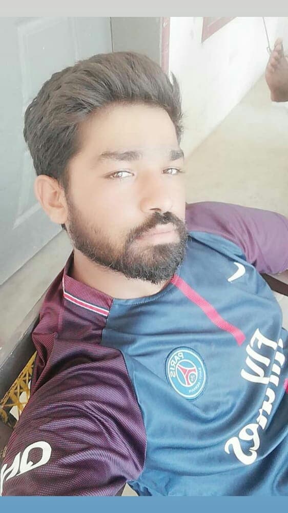Adnan Ahsan cricket player photo