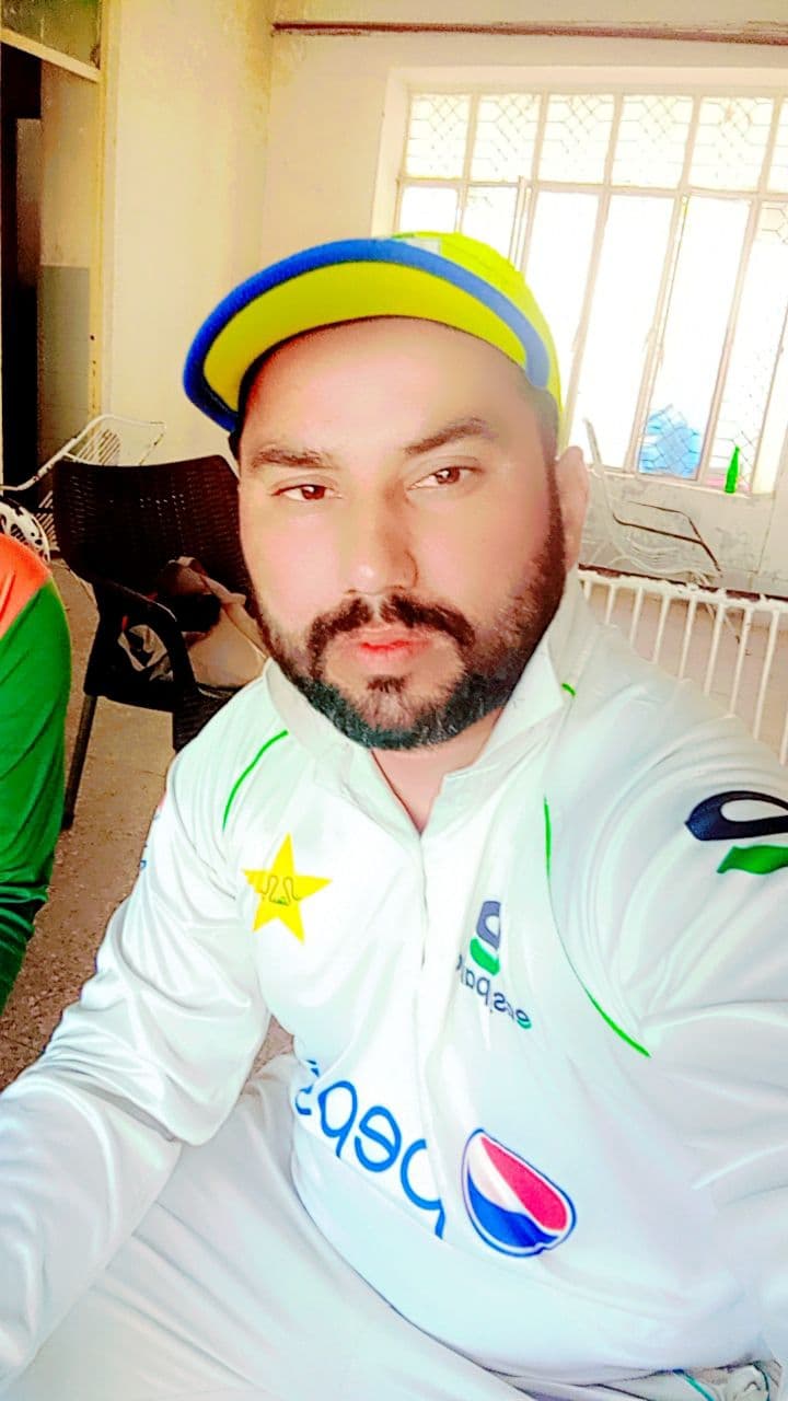 Nauman Javed cricket player photo