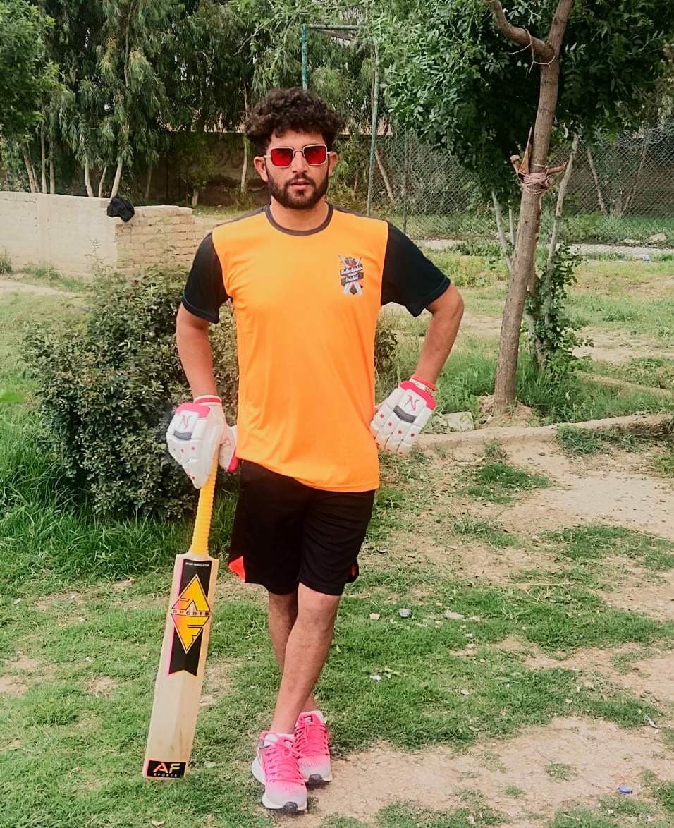 Umer Khan cricket player profile photo