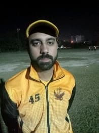 Zeeshan cricket player photo