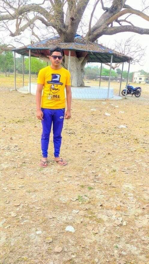 Somon j cricket player photo
