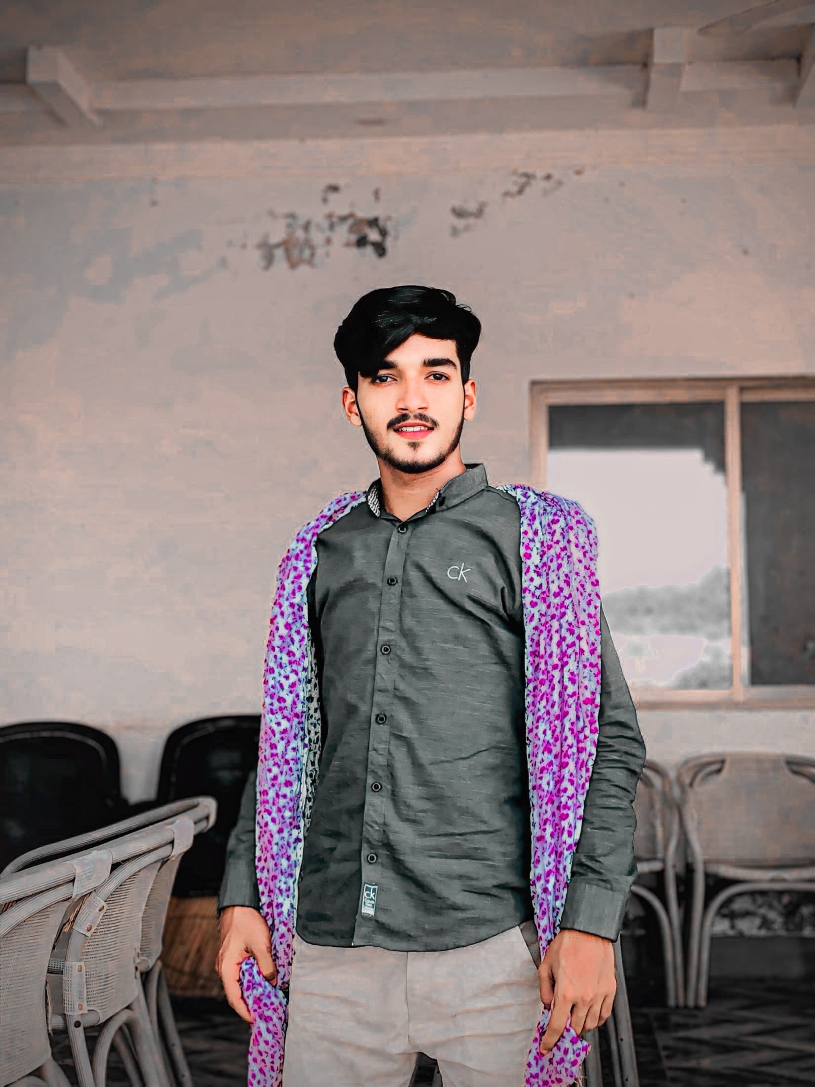 MEHAR AWAIS