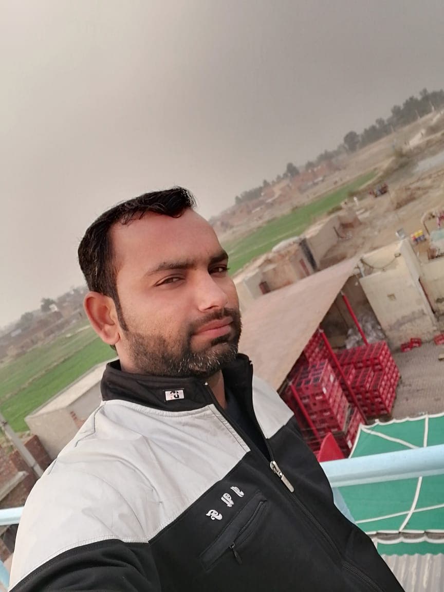 Shahid cricket player photo