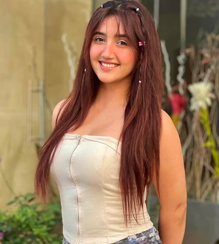 Ashnoor Kaur