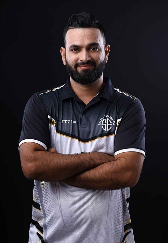 Dinesh jadhav