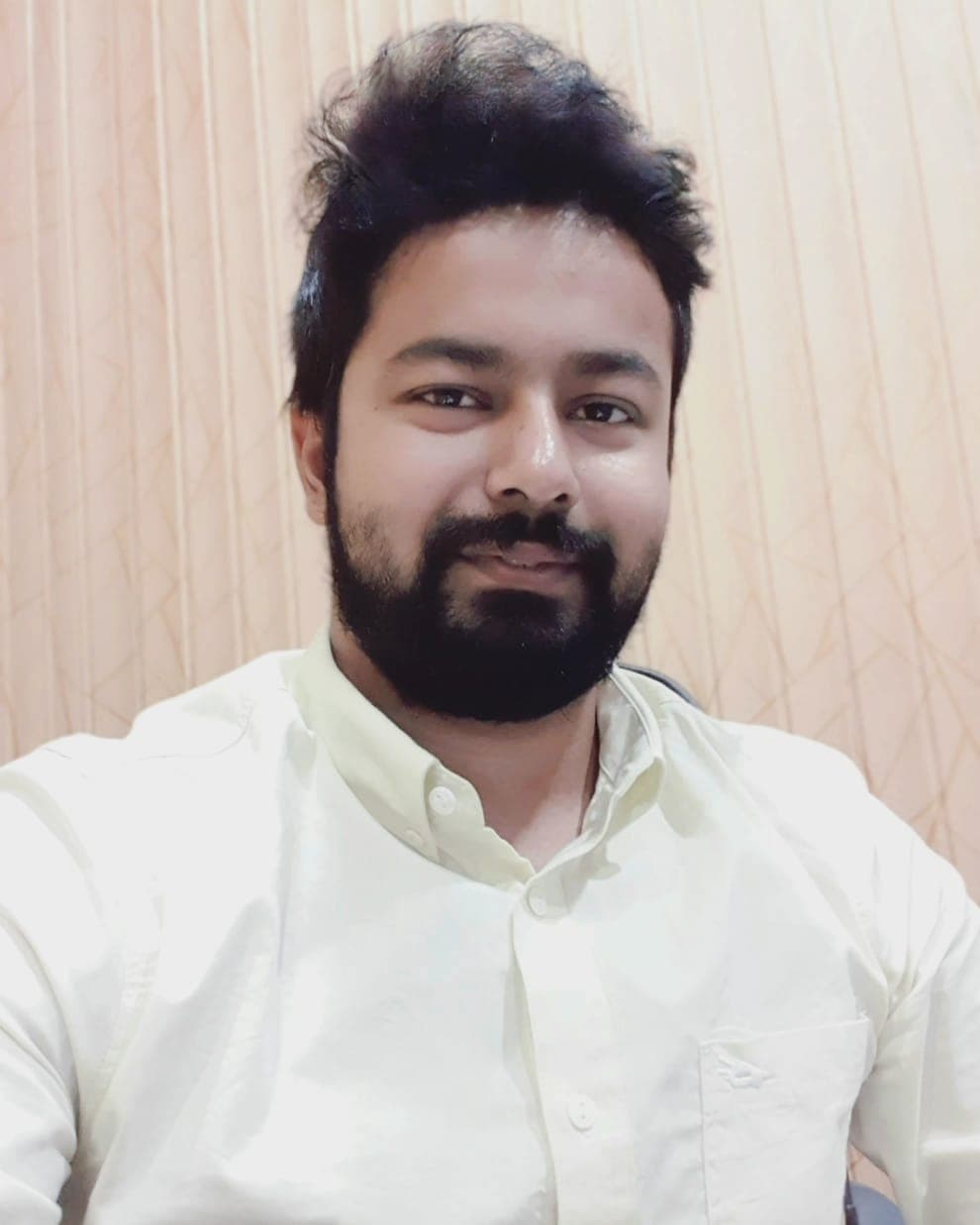 Dr Zeeshan Nasir
