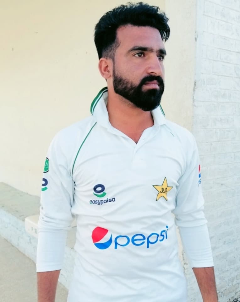 Usama noor cricket player photo
