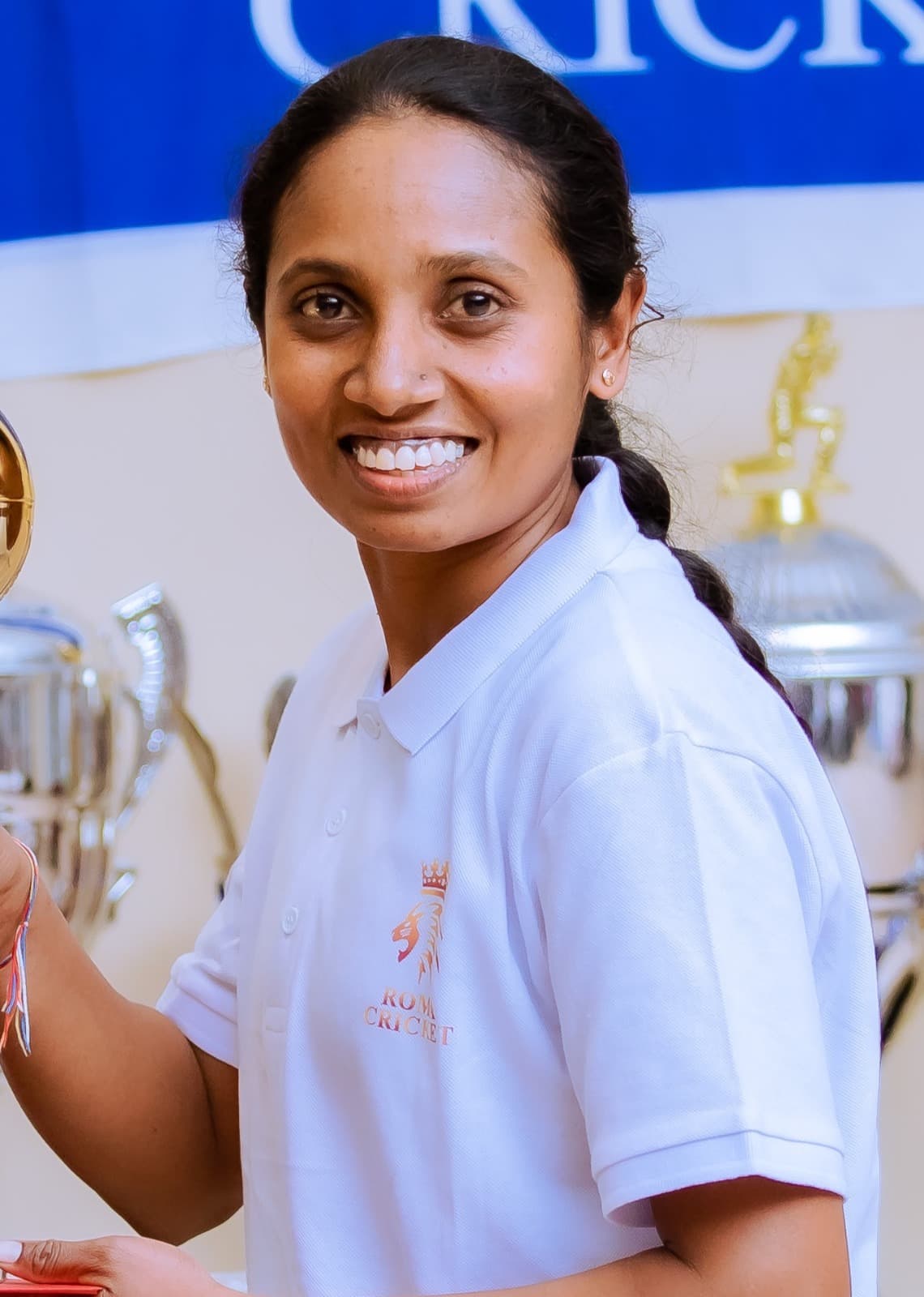 THILINI CHATHURIKA MAHAMALAGE FERNANDO cricket player profile photo