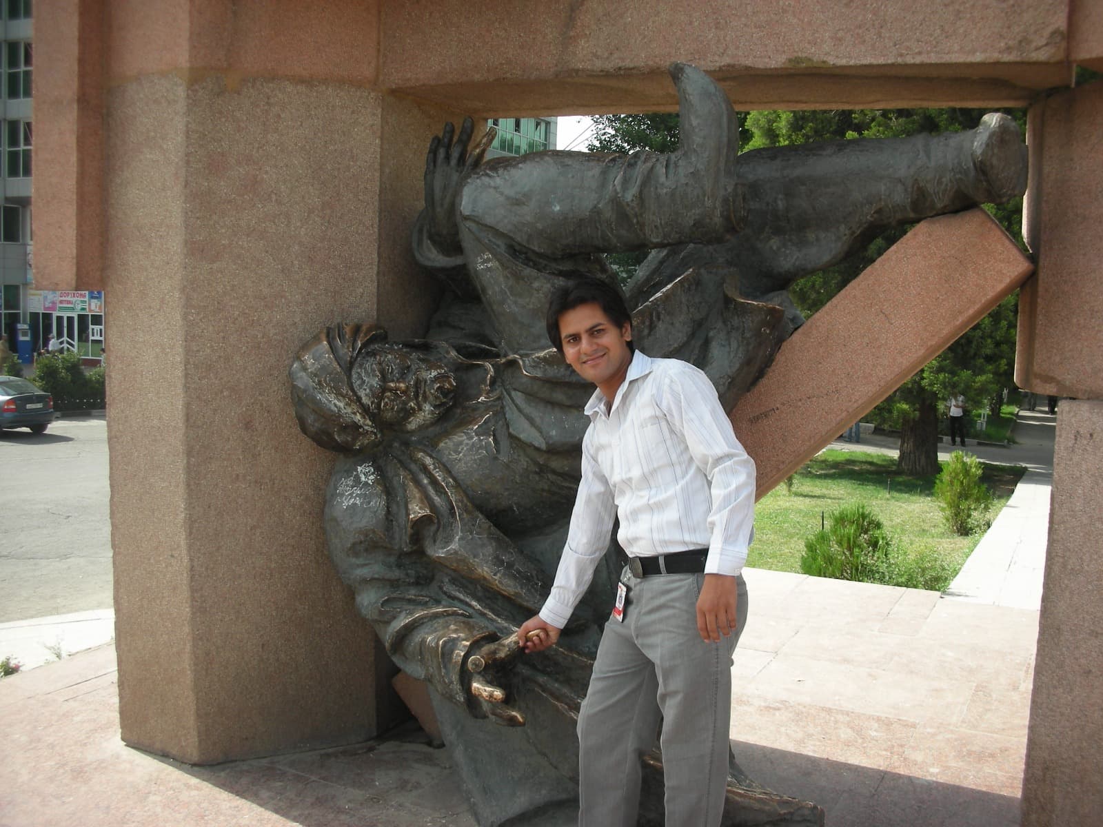 Adnan Tariq