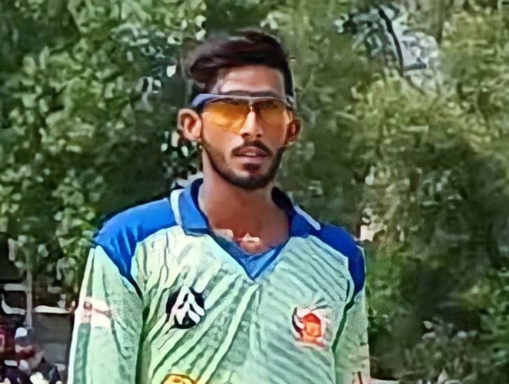 Hamza Farzand cricket player profile photo