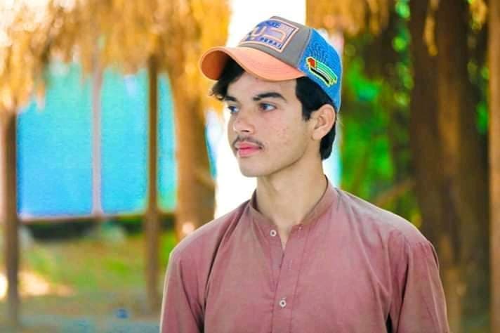 Usman cricket player photo