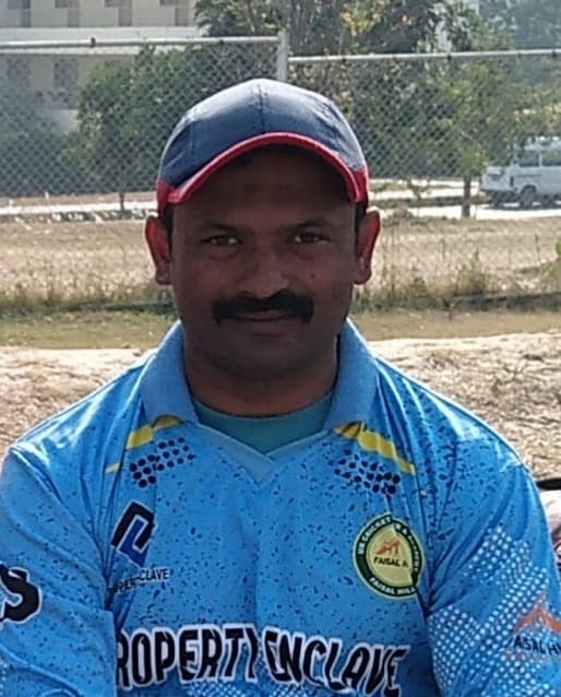 Firdos ul qamar cricket player photo