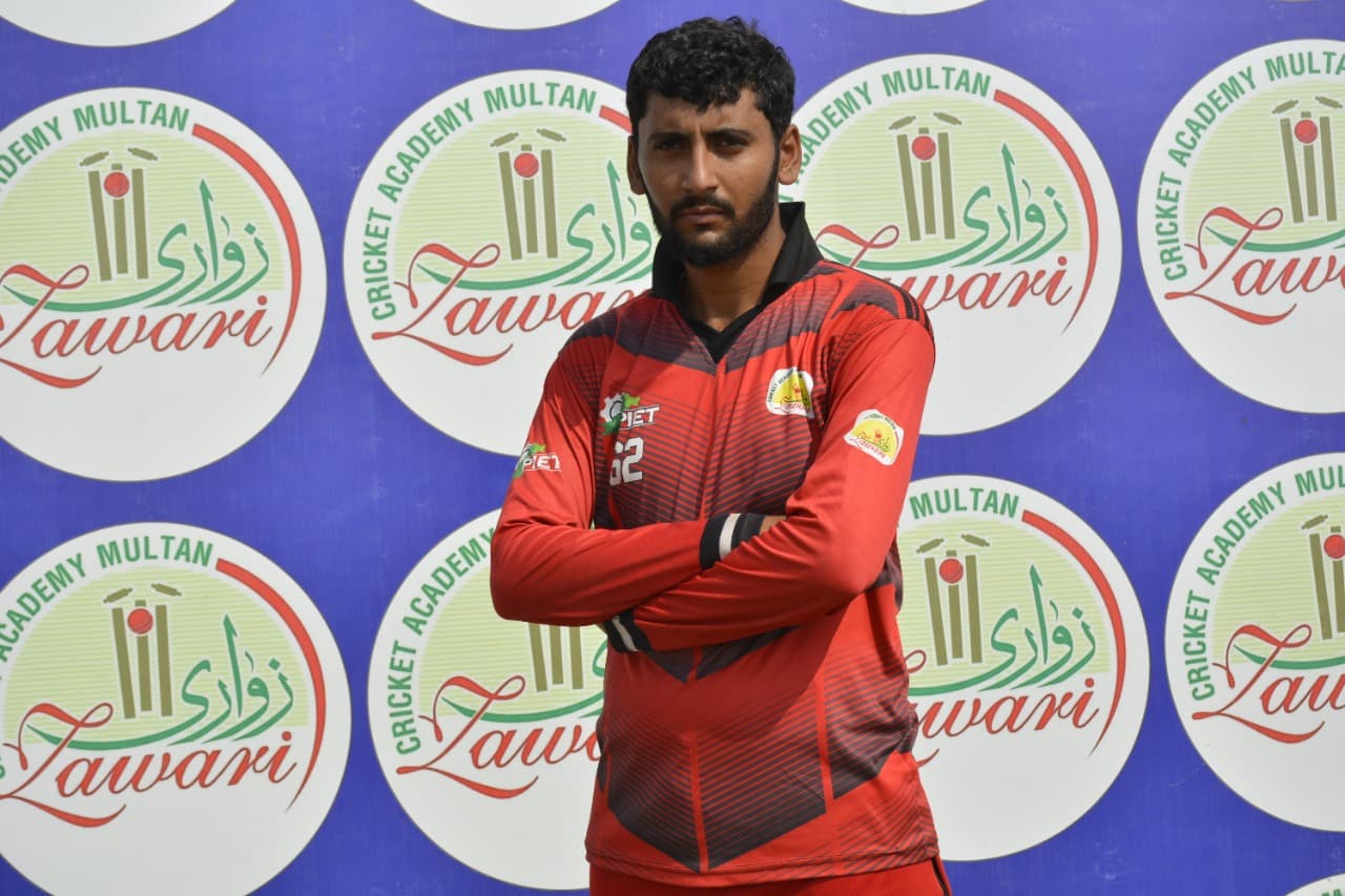 Muneeb Raza cricket player profile photo
