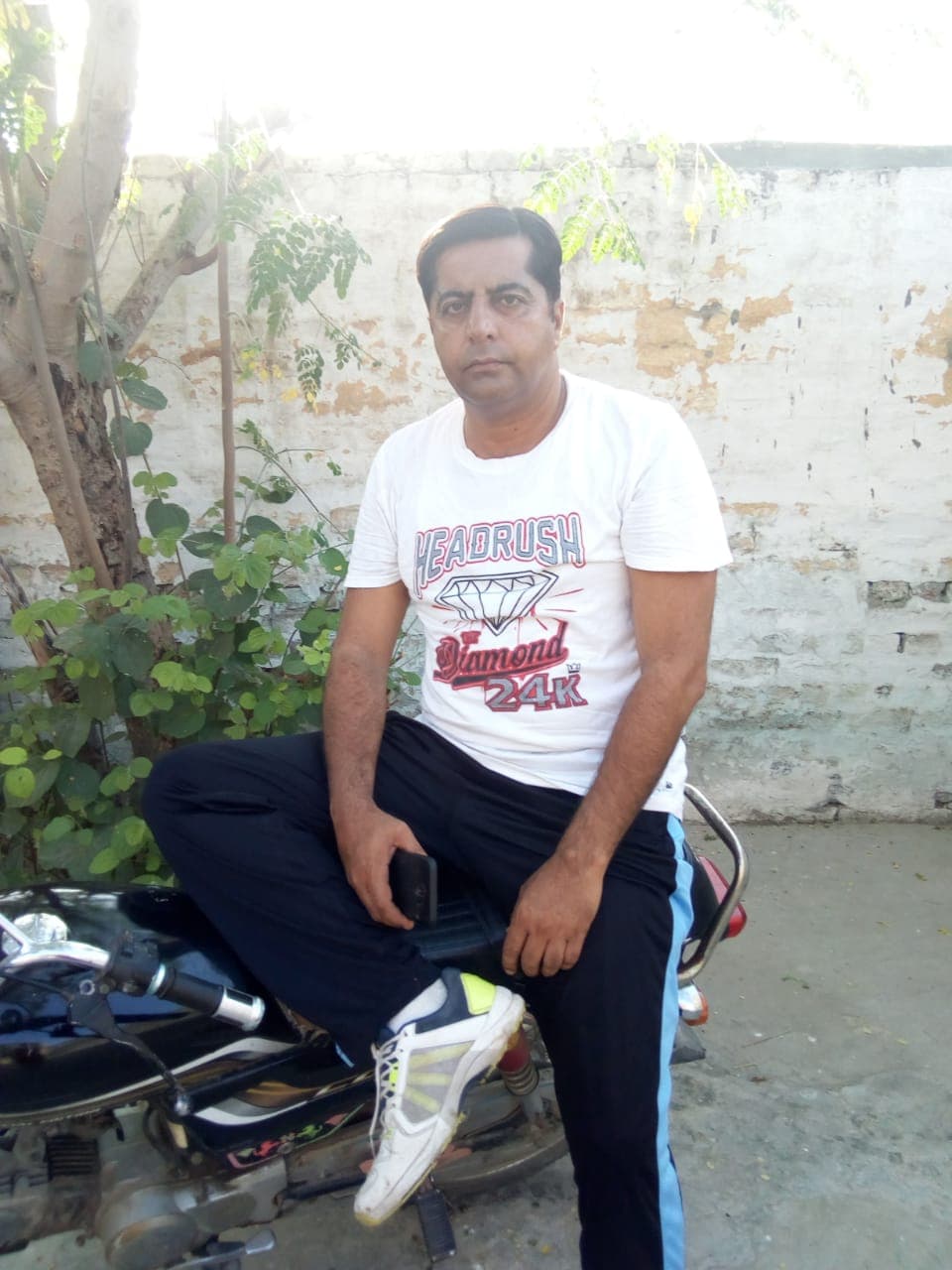 Khalil Shah cricket player profile photo