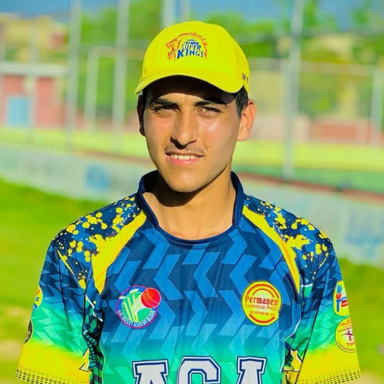Rooh Ullah  Khan