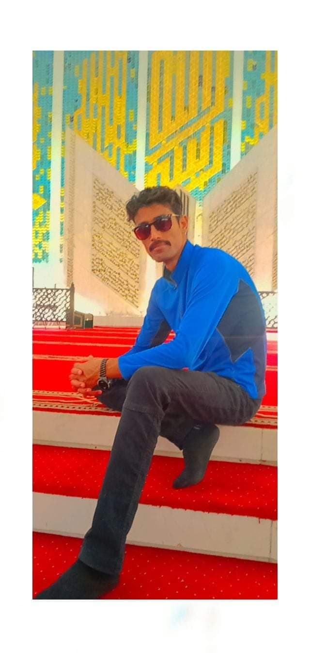 Inayat Bukhari