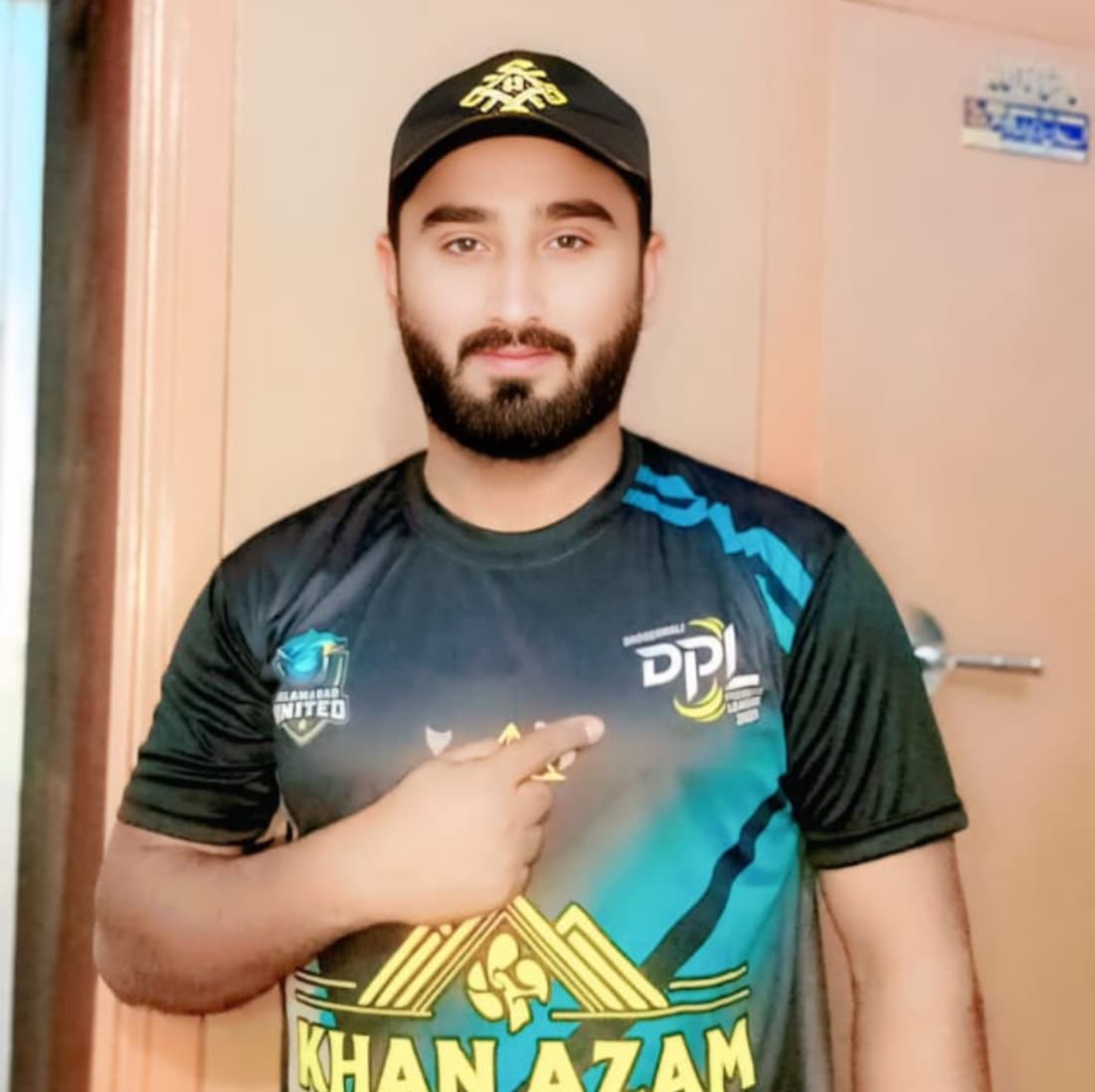 TANVEER TANU