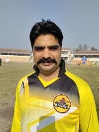 Dr Naveed
