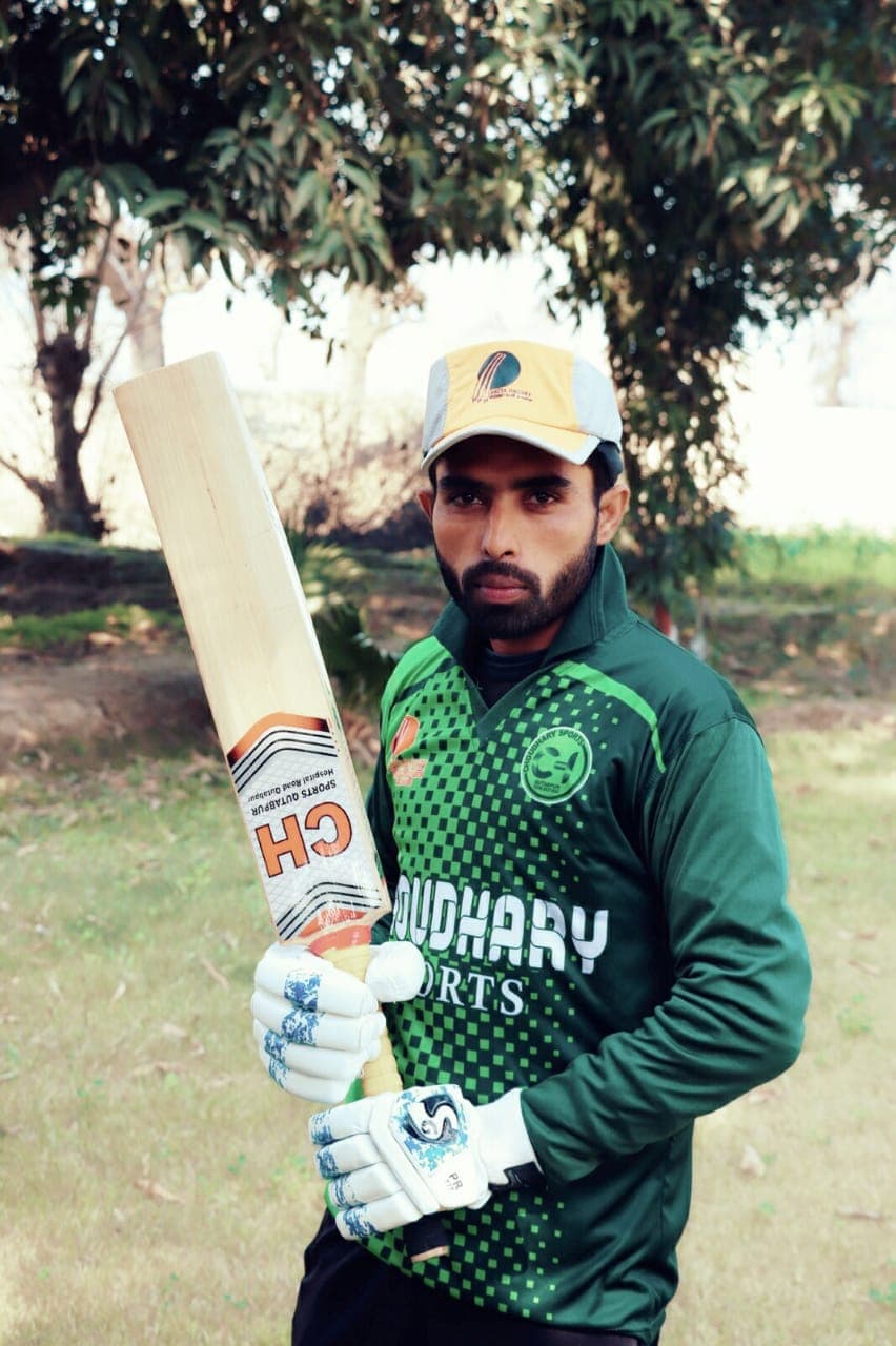 Ali Manzoor cricket player profile photo