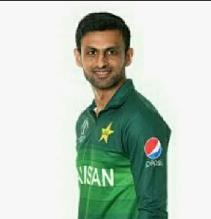 Shoaib Malik cricket player profile photo
