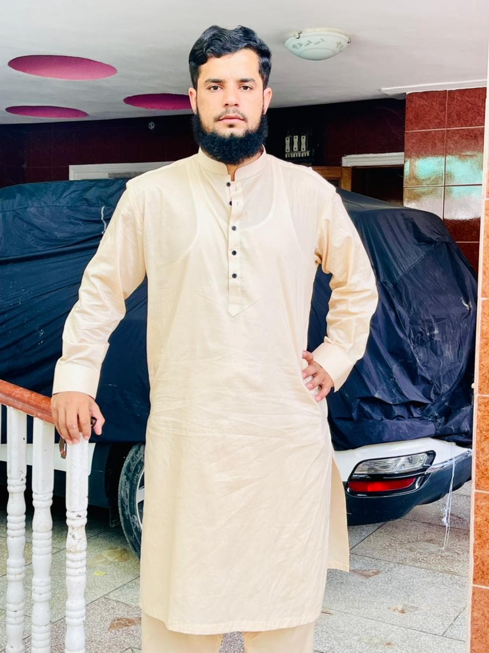 Isa khan