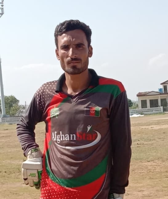 Moen khan cricket player profile photo