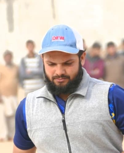 Huzaifa Khan cricket player photo