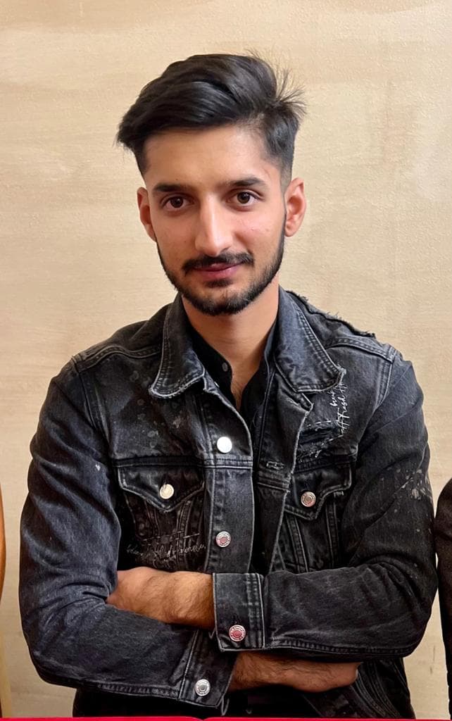 MUHAMMAD OWAIS AMJAD